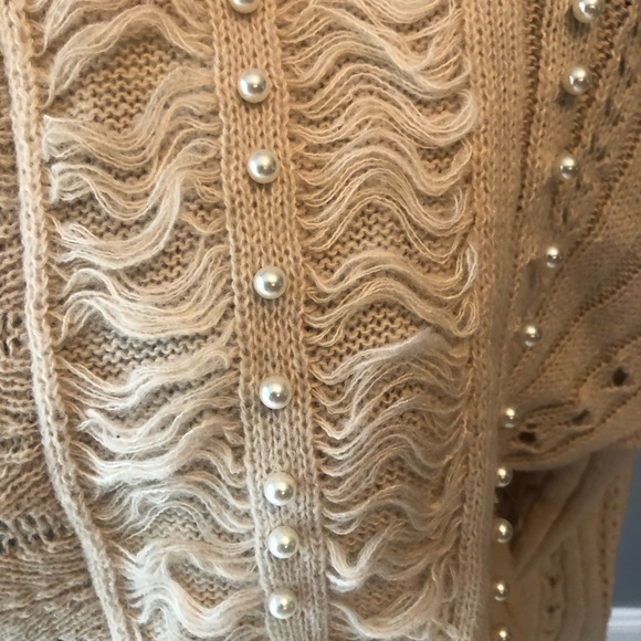 SHEIN cream & pearl cardigan size large - Picture 2 of 3
